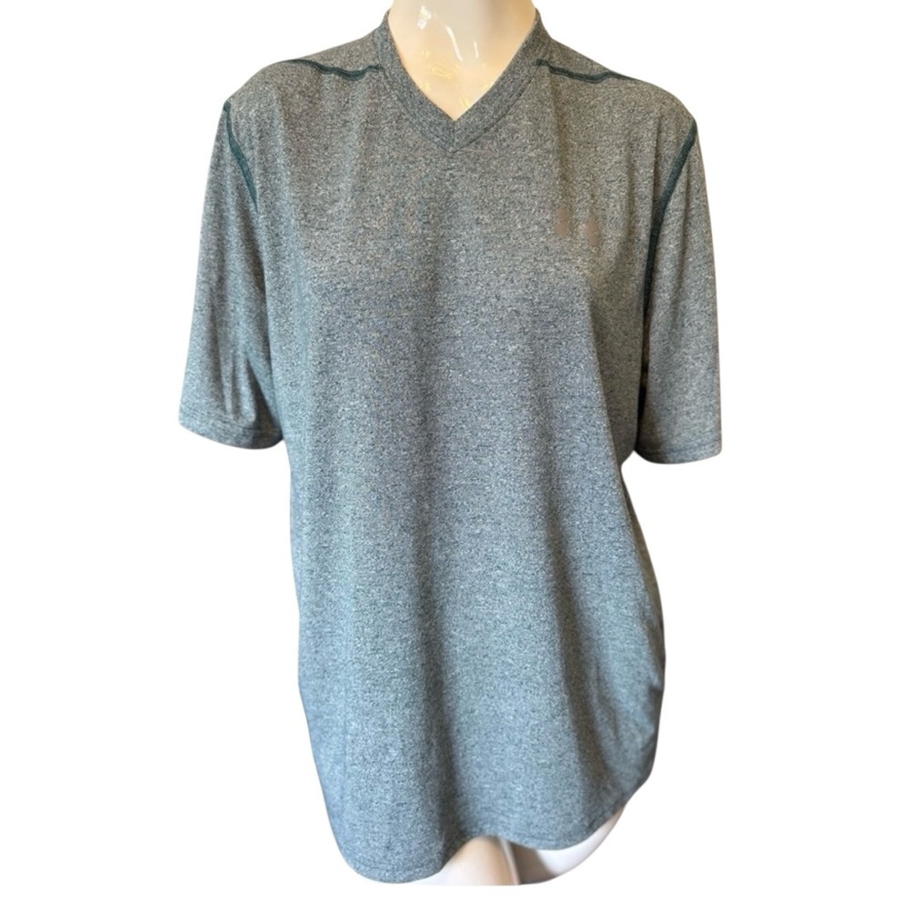 Under Armour Men's Green V-Neck Shirt size medium